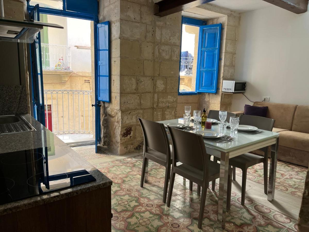 Villa Traditional Townhouse In The Hearth Of Valletta Exterior foto